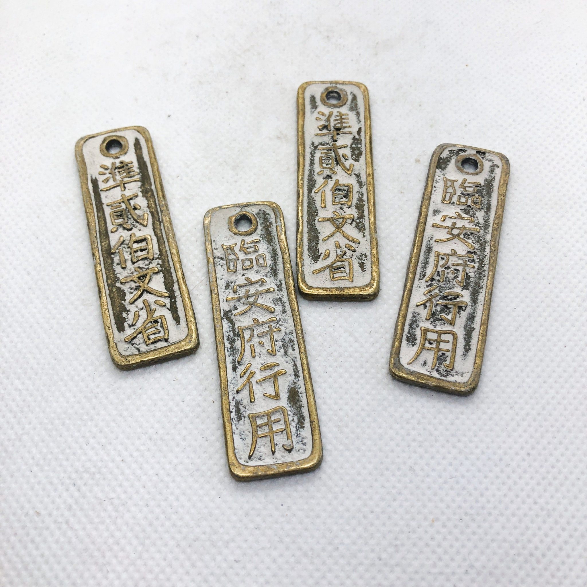 Chinesedogtags Vivian Lawry